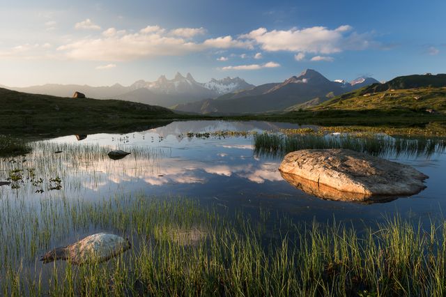 Lever du soleil sur le lac Guichard